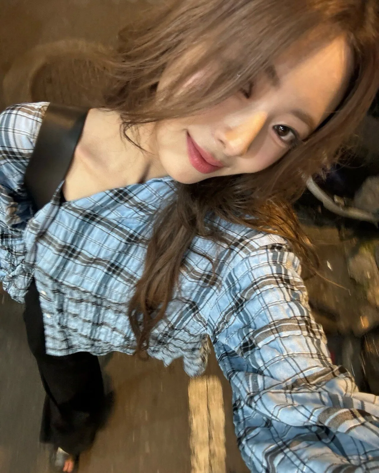 Internet_20250310_204443_4.jpeg 오해원 유나 같은 셔츠 다른 느낌ㄷㄷㄷ.jpg