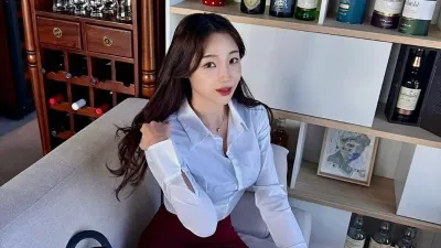 묘하게 끌리는 스타일 이윤지