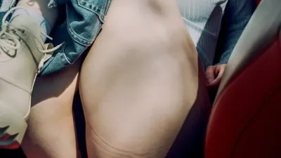 후방) 여자들이 부끄러워하는 부위