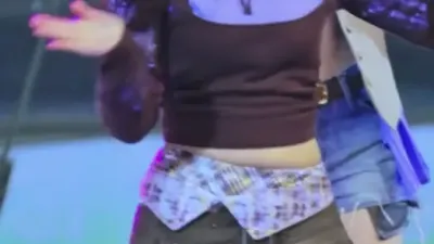 이젠 걍 대놓고 엉밑살 보여주는 걸그룹